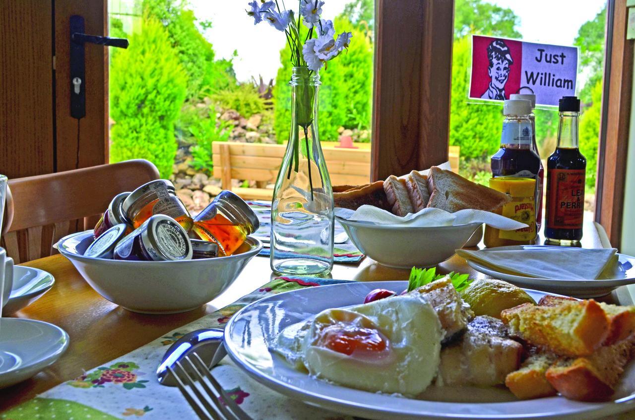 Widbrook Barns Bed & Breakfast Bradford-On-Avon Ngoại thất bức ảnh
