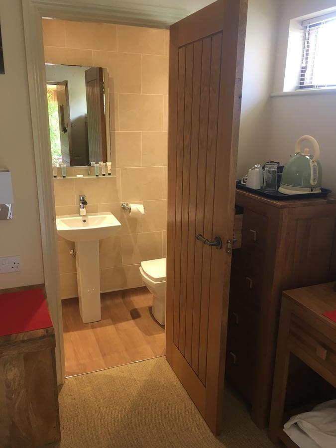 Widbrook Barns Bed & Breakfast Bradford-On-Avon Ngoại thất bức ảnh