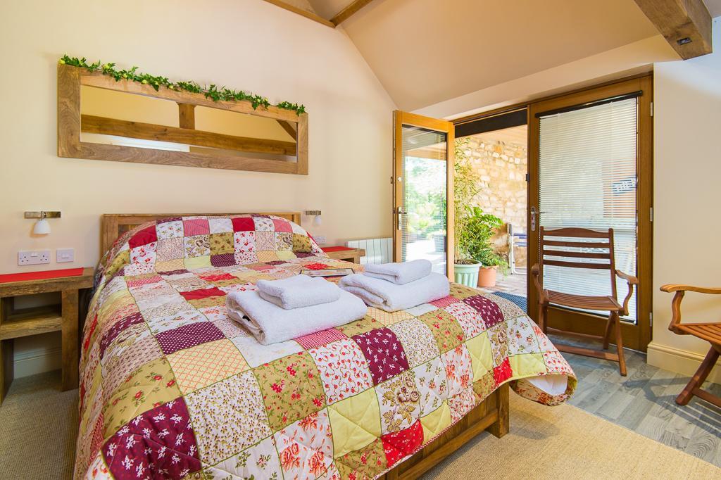 Widbrook Barns Bed & Breakfast Bradford-On-Avon Ngoại thất bức ảnh