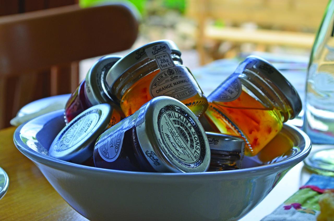 Widbrook Barns Bed & Breakfast Bradford-On-Avon Ngoại thất bức ảnh